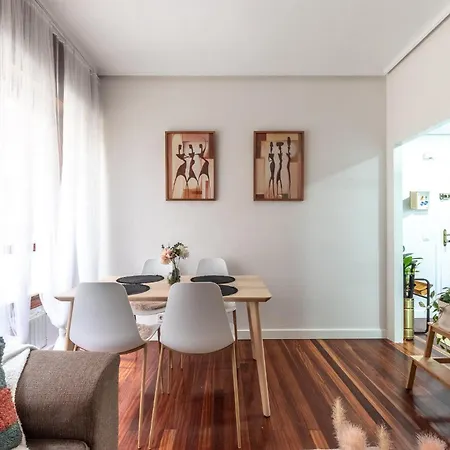 Lovely And Calm - Good Location In The Center Of * Bilbao