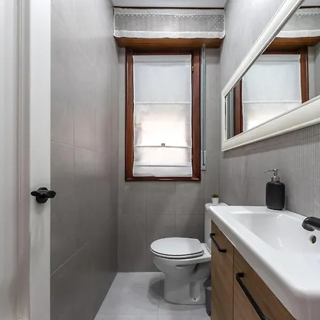 Apartment Lovely And Calm - Good Location In The Center Of Bilbao